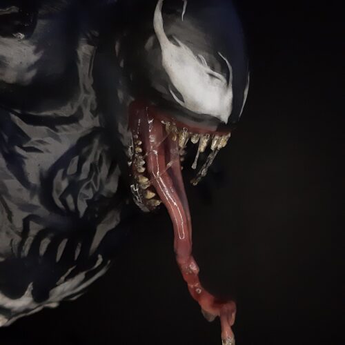 Venom – 30 CM